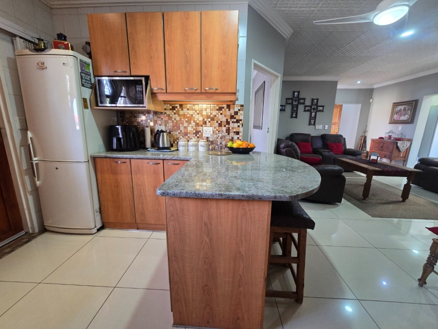2 Bedroom Property for Sale in Heuwelsig Free State